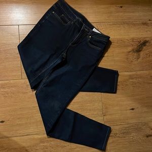 Two by Vince Camuto Woman’s dark wash jeans, straight leg, stretch